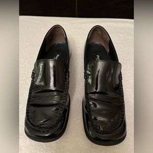 Paul Green Women’s Black Pull On Patent Leather Loafer  Shoes Sz 7